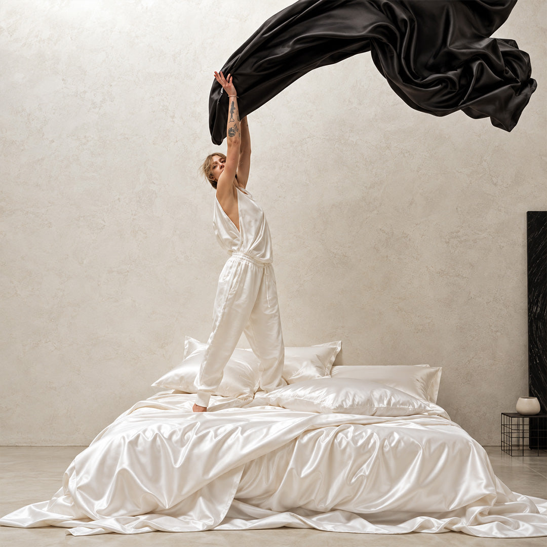 SILKED™ Bedsheet Set